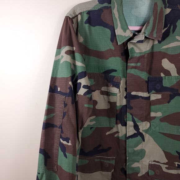 Army Hot Weather Combat Coat in Woodland Camo Size S Long - Picture 4 of 10